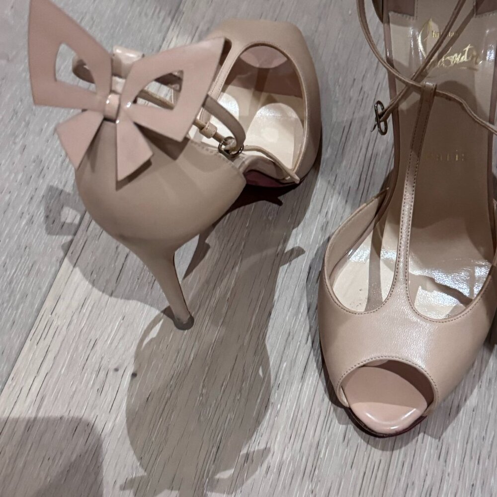 Christian Louboutin Blush Nude T-Strap Peep-Toe Heels with Bow